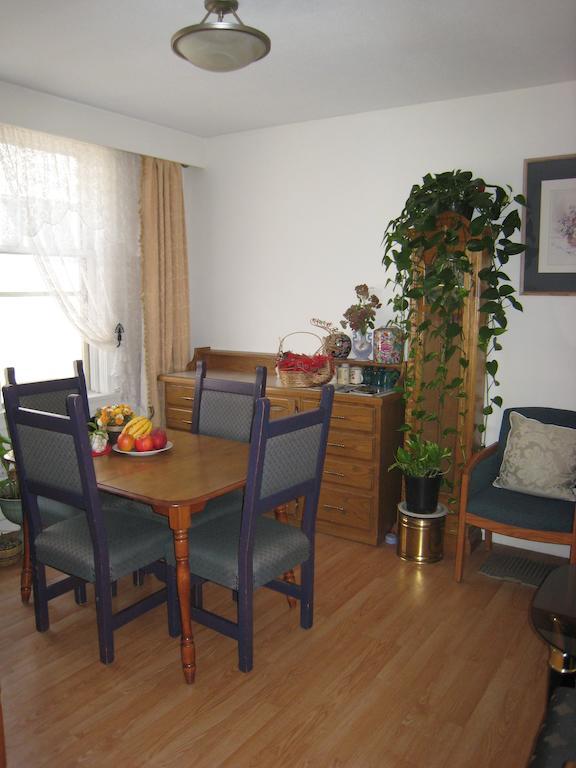 Kelowna Okanagan Lake Hostel Zewnętrze zdjęcie
