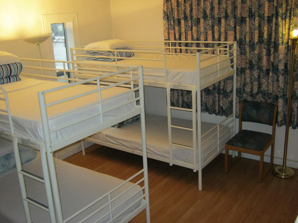 Kelowna Okanagan Lake Hostel Pokój zdjęcie