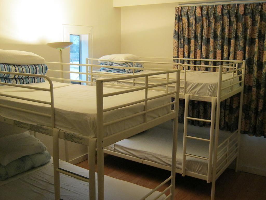 Kelowna Okanagan Lake Hostel Zewnętrze zdjęcie