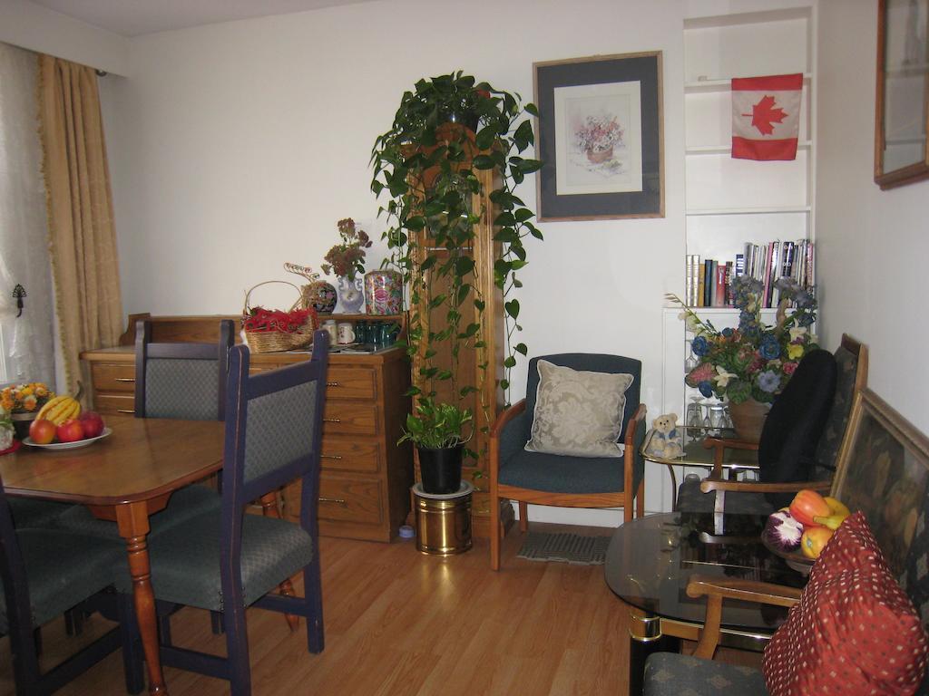 Kelowna Okanagan Lake Hostel Zewnętrze zdjęcie