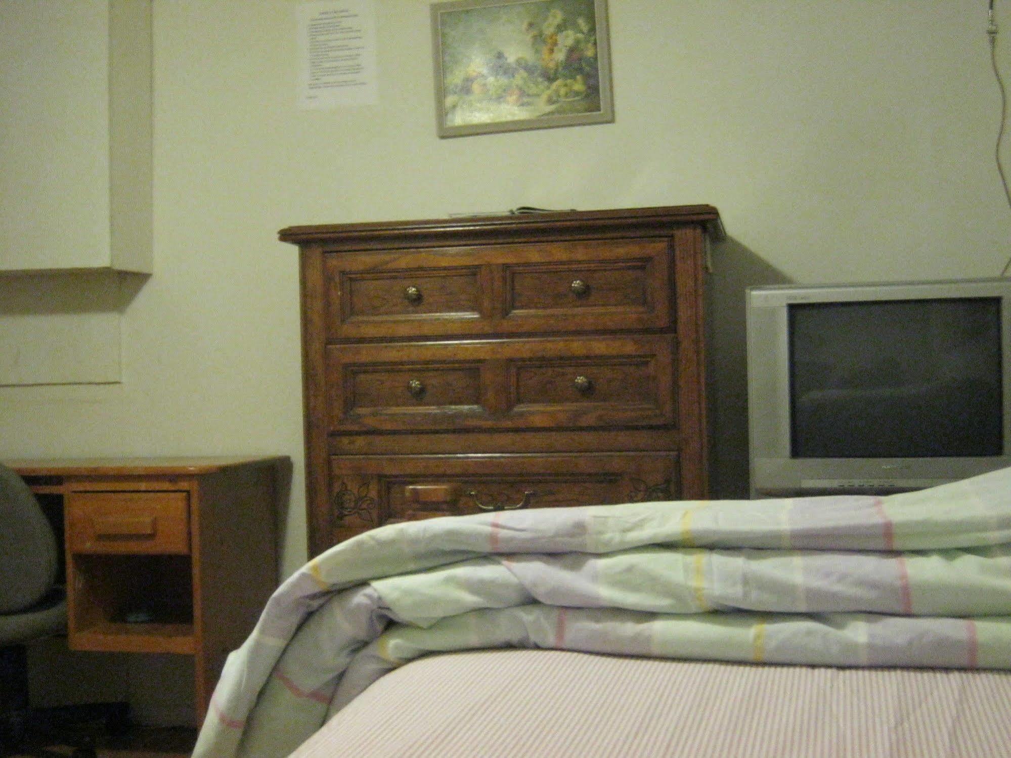 Kelowna Okanagan Lake Hostel Zewnętrze zdjęcie
